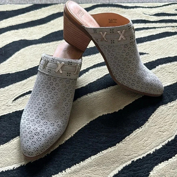 FRYE AND CO. Shoes - Frye and Co. Mules